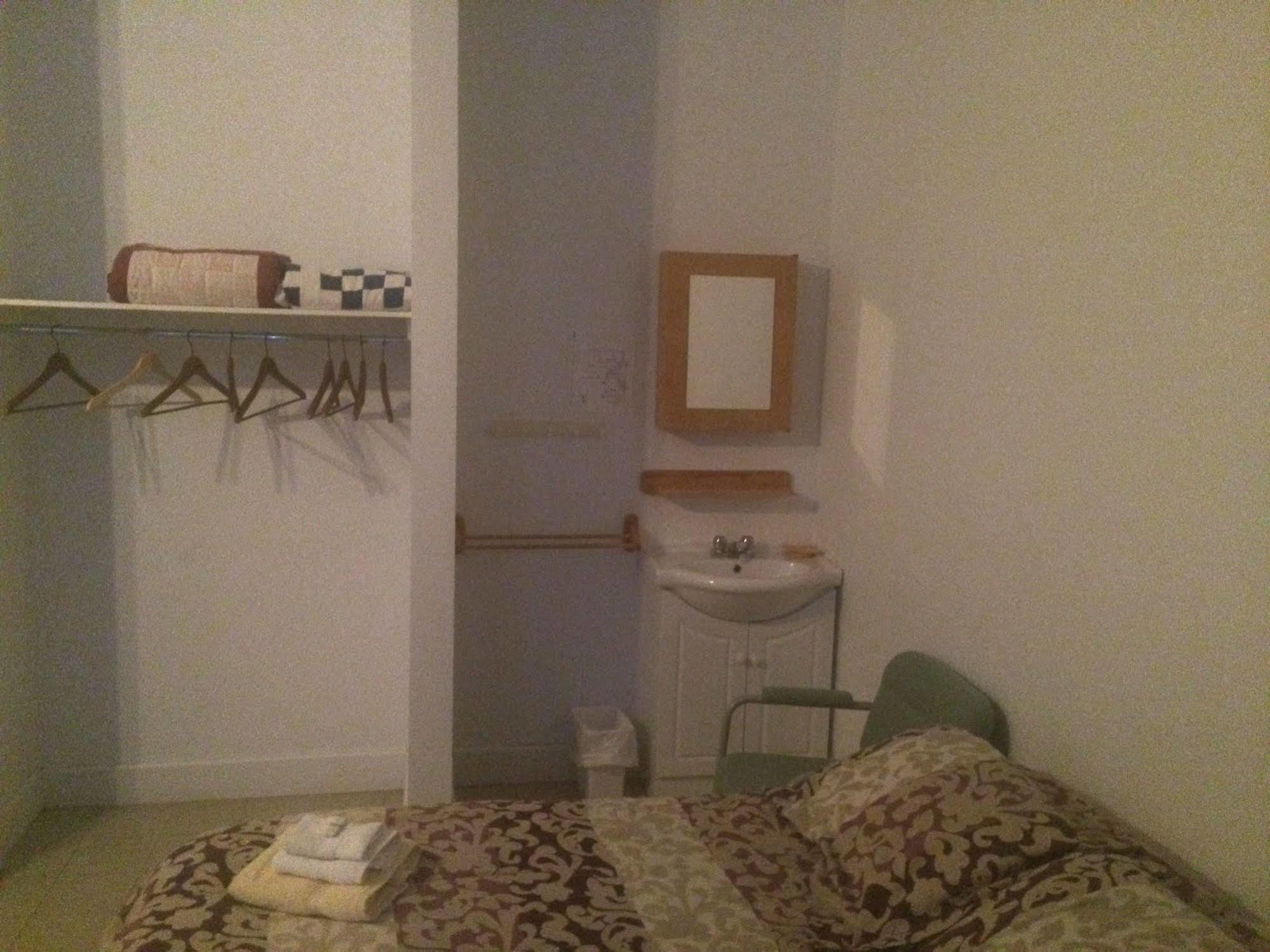 Auberge La Petite Ecole De Forillon Gaspé Zewnętrze zdjęcie