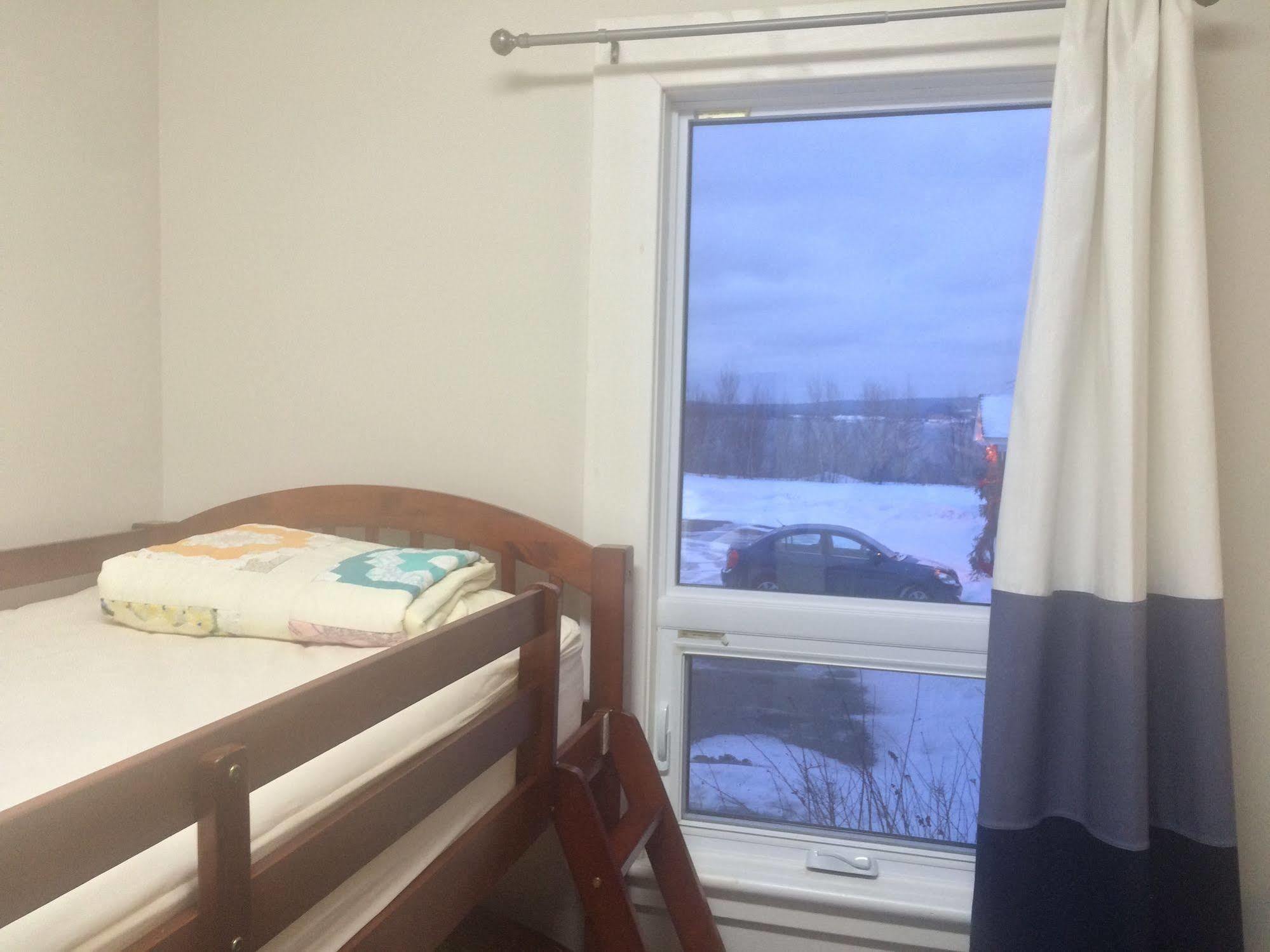 Auberge La Petite Ecole De Forillon Gaspé Zewnętrze zdjęcie