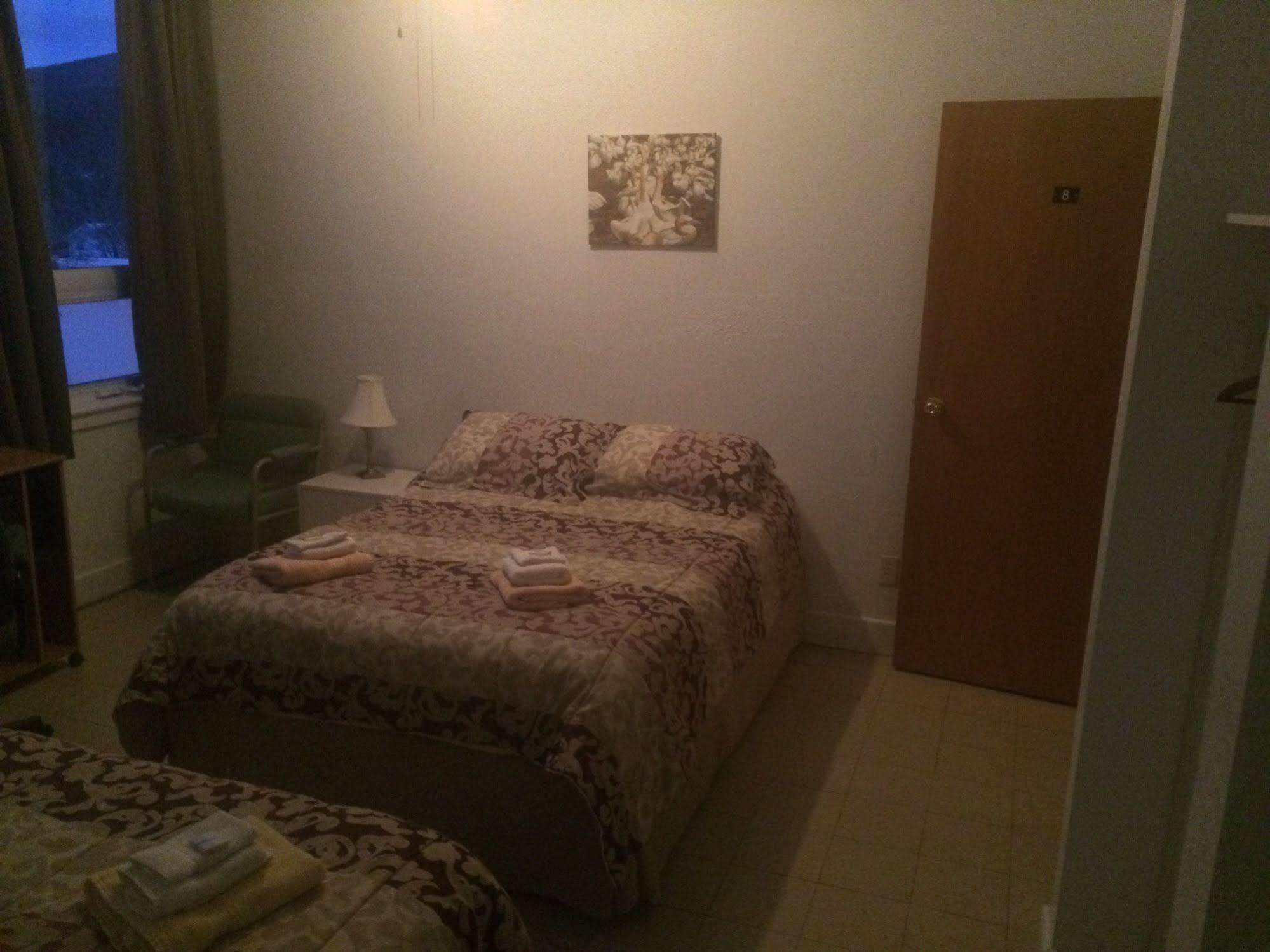 Auberge La Petite Ecole De Forillon Gaspé Zewnętrze zdjęcie